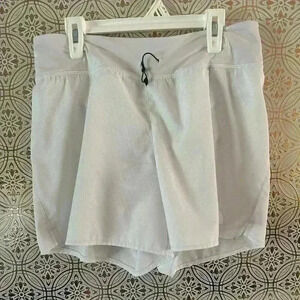 The North Face White Womens Running Shorts. Preowned. Medium.